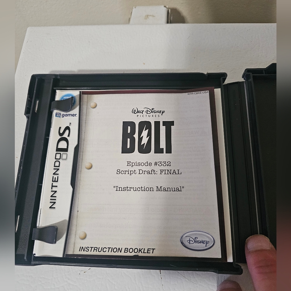 Disney's Bolt for Nintendo DS Video Game (2008) Pre-Owned - Picture 4 of 5